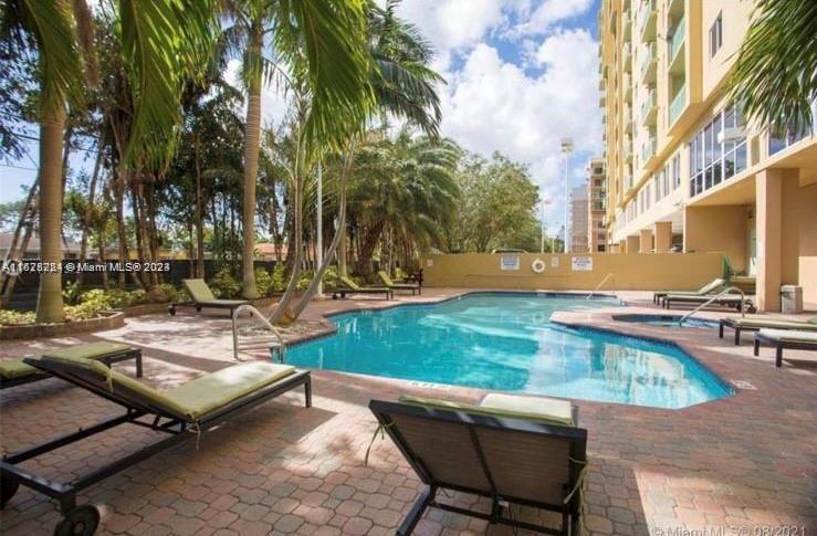 CORAL PLAZA OF MIAMI COND - Residential