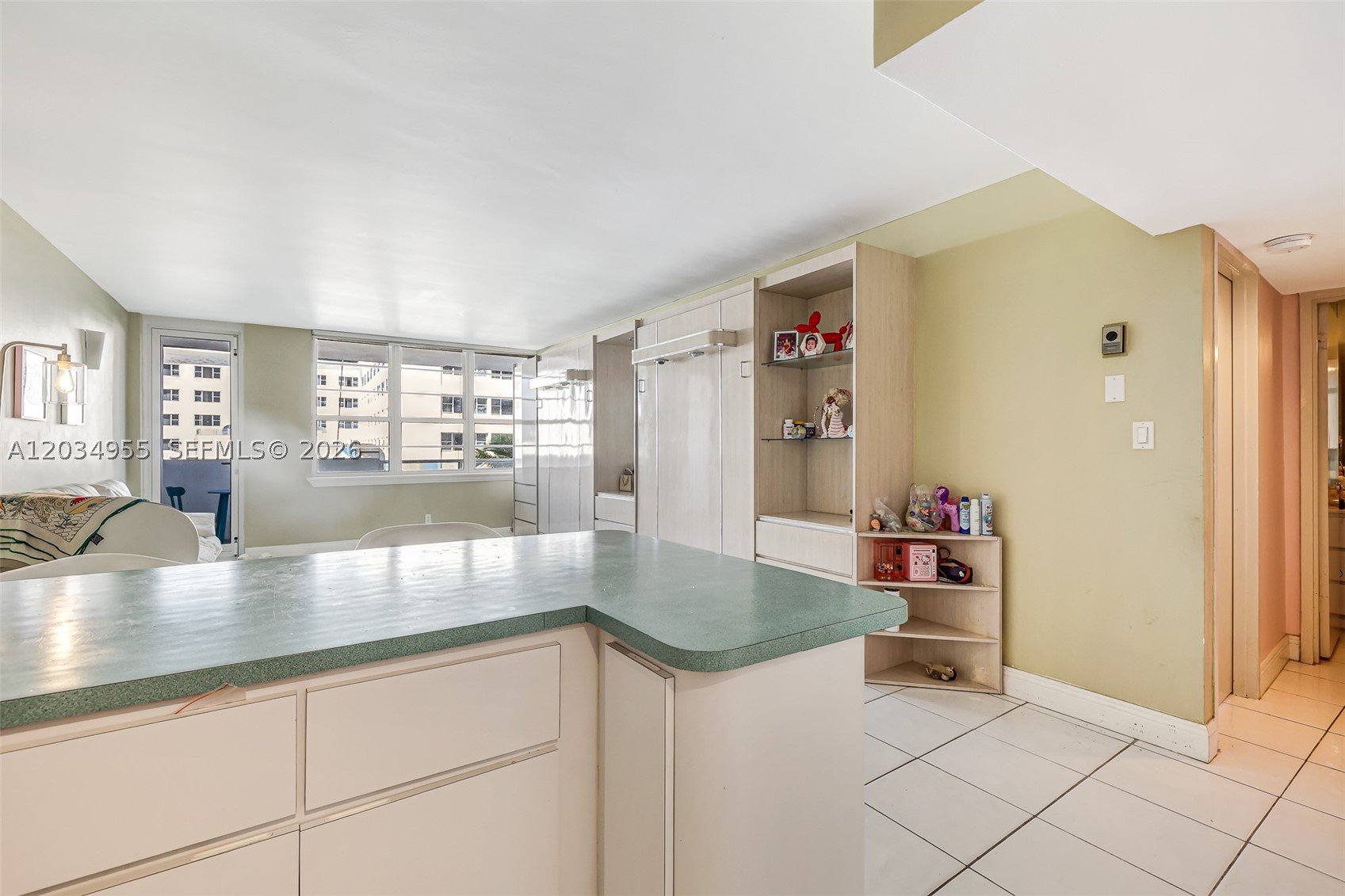 THE DECOPLAGE CONDO - Residential