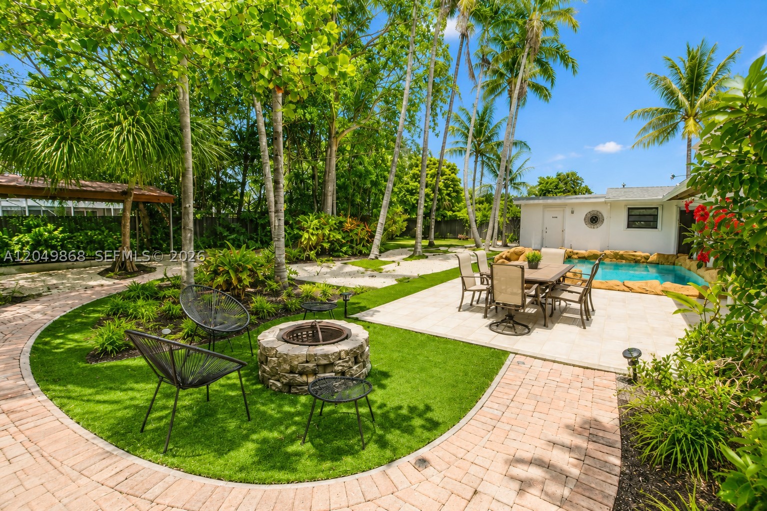CHAPMAN FIELD HEIGHTS - Residential