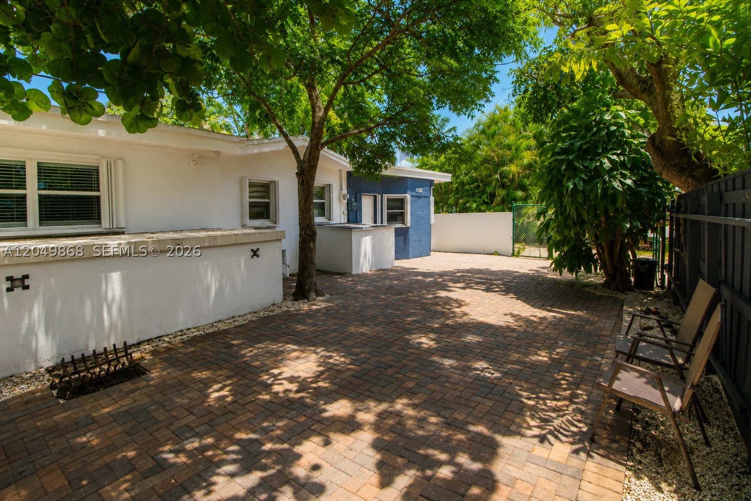 CHAPMAN FIELD HEIGHTS - Residential