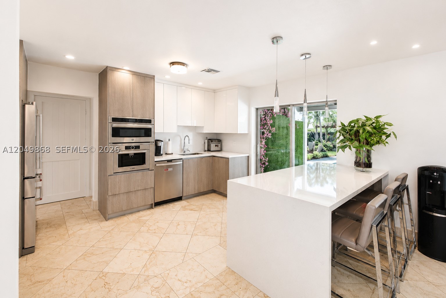 CHAPMAN FIELD HEIGHTS - Residential