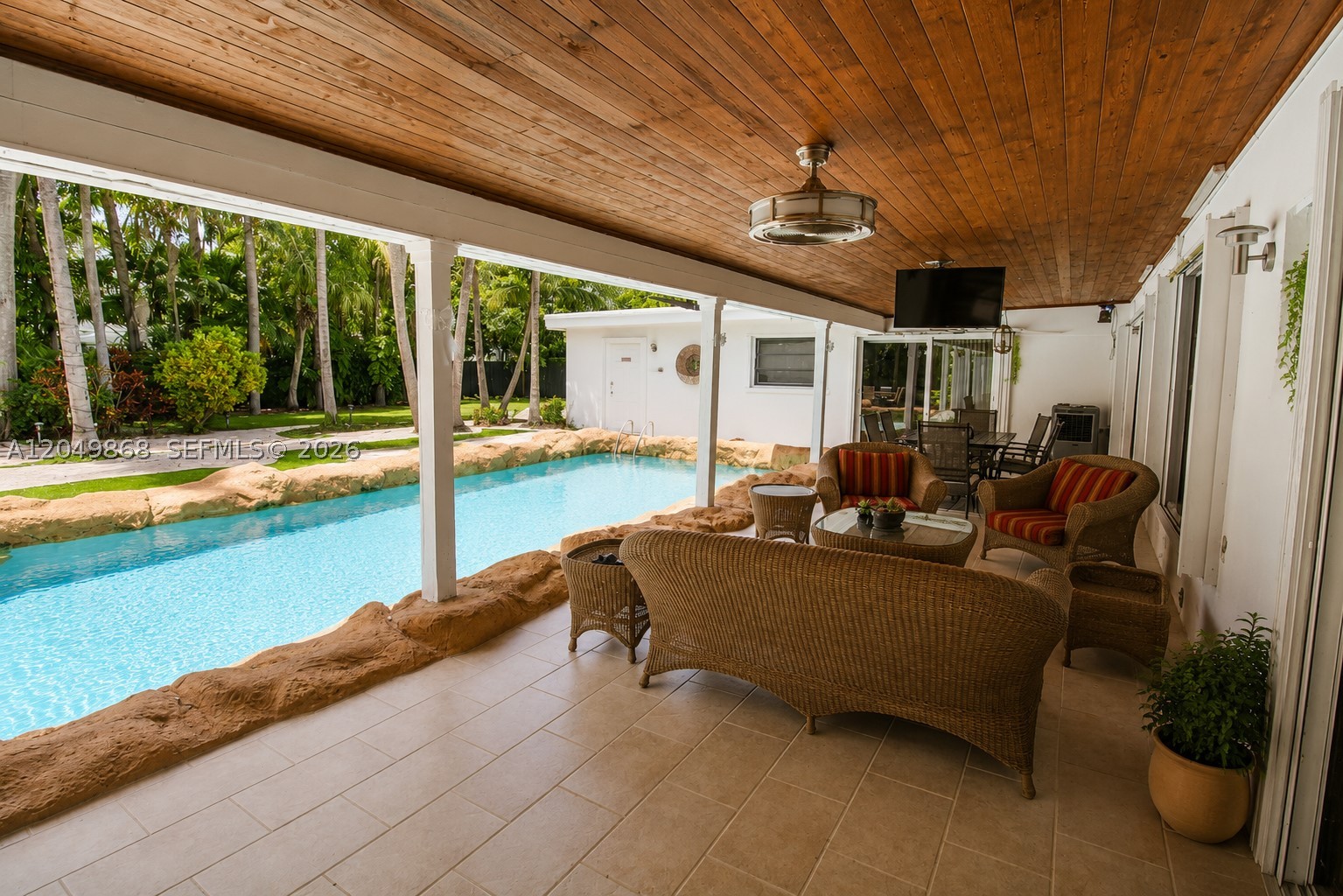 CHAPMAN FIELD HEIGHTS - Residential