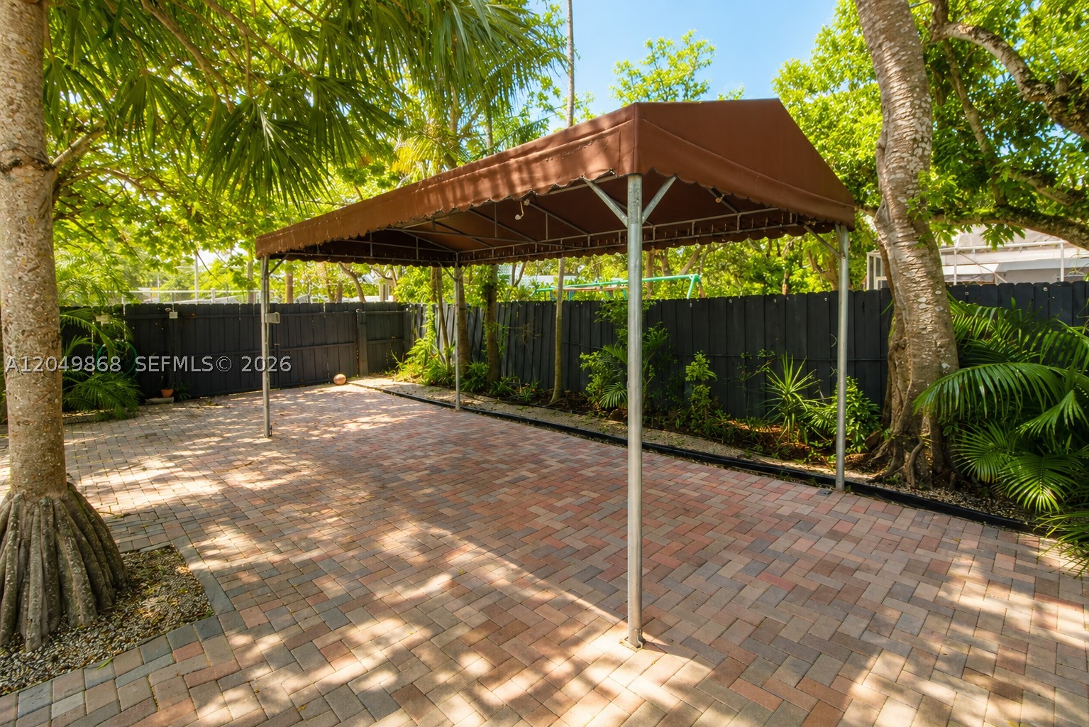CHAPMAN FIELD HEIGHTS - Residential