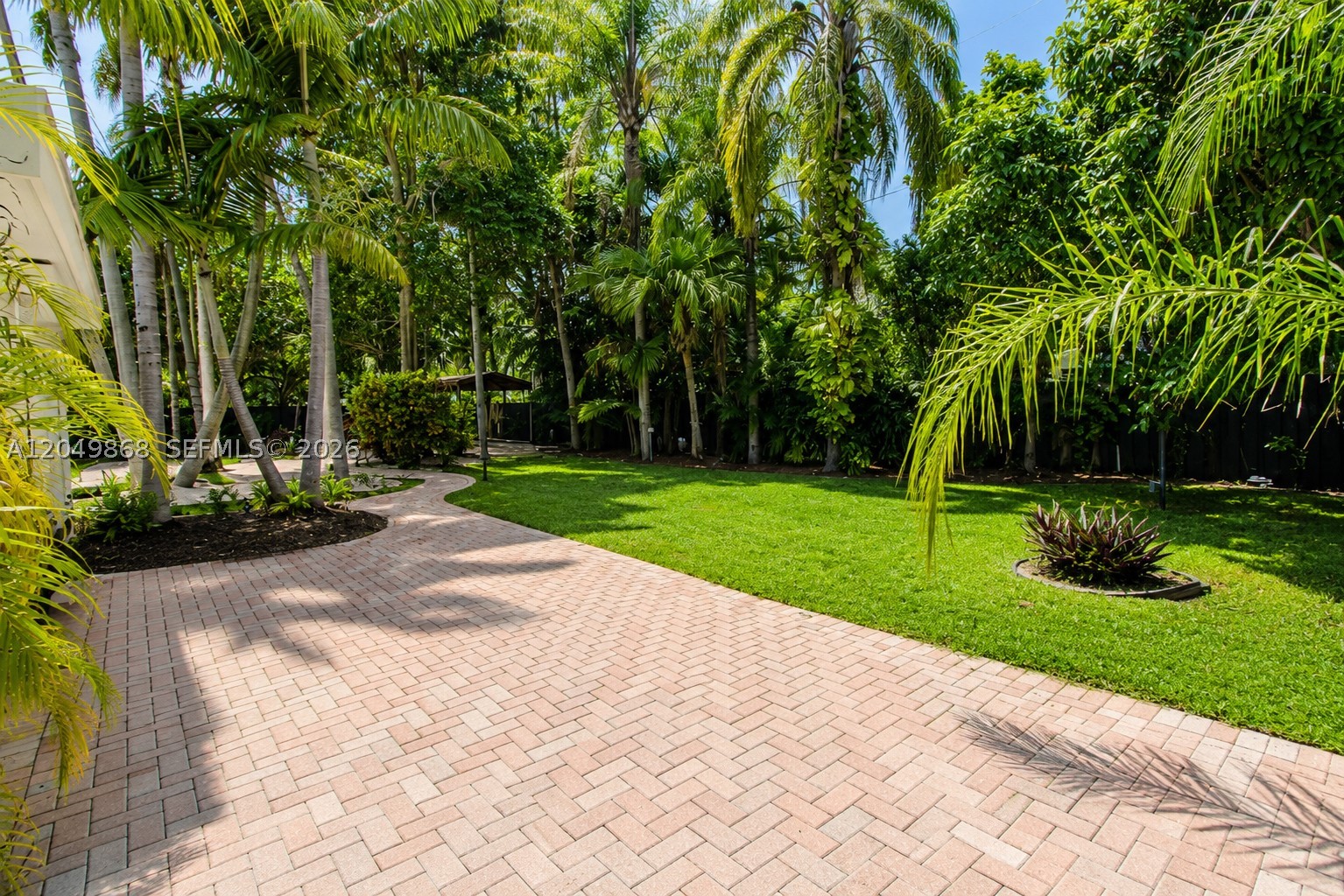CHAPMAN FIELD HEIGHTS - Residential