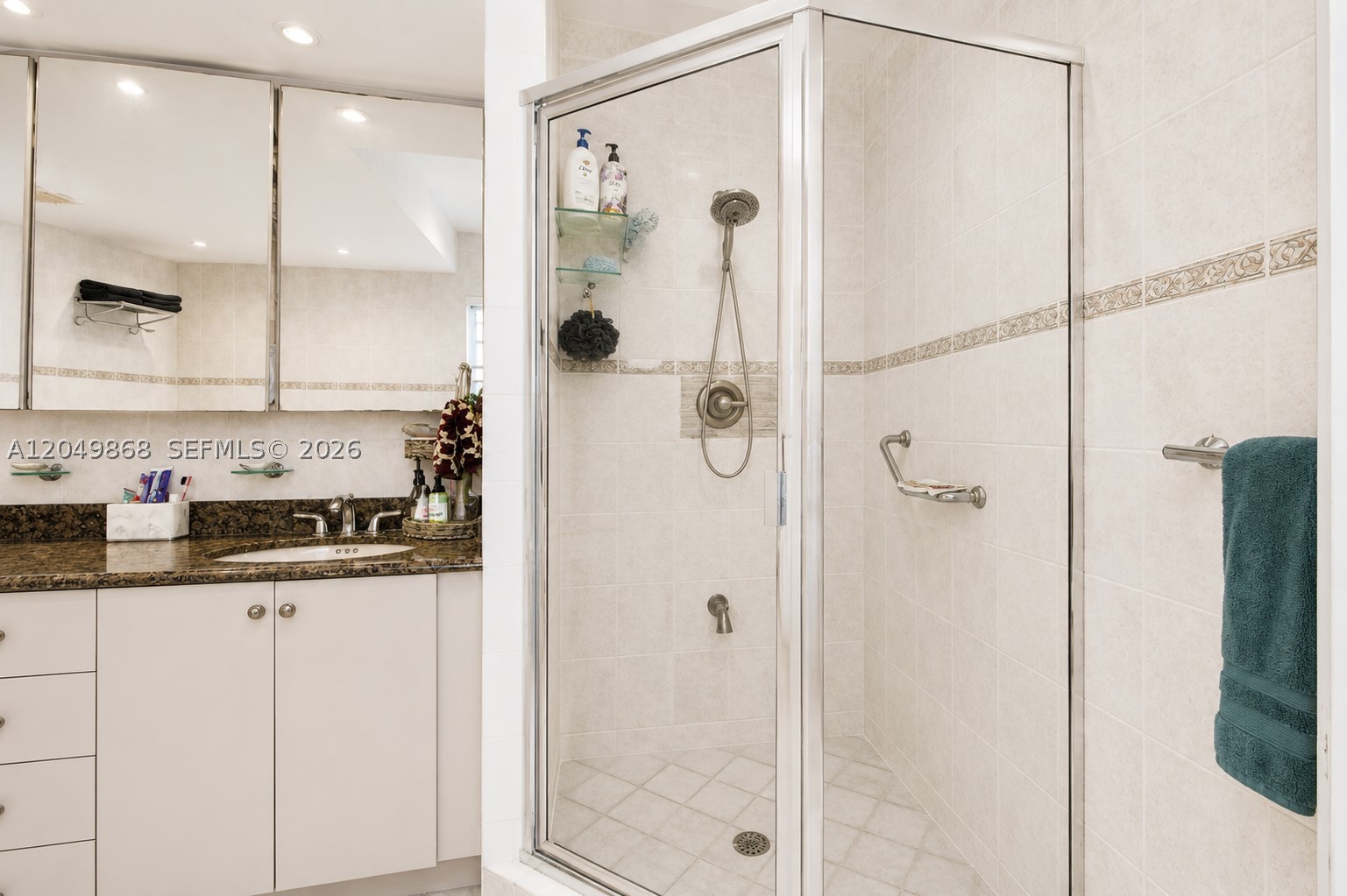 CHAPMAN FIELD HEIGHTS - Residential