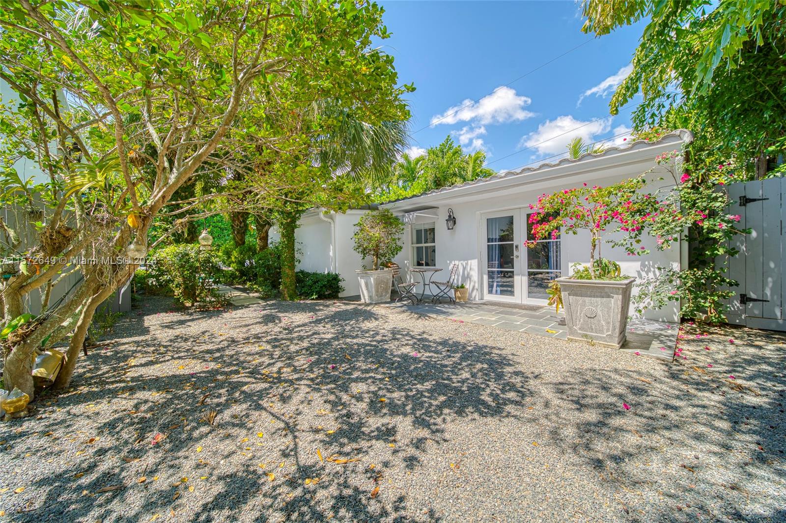 FLAMINGO TERRACE EXTENSIO - Residential