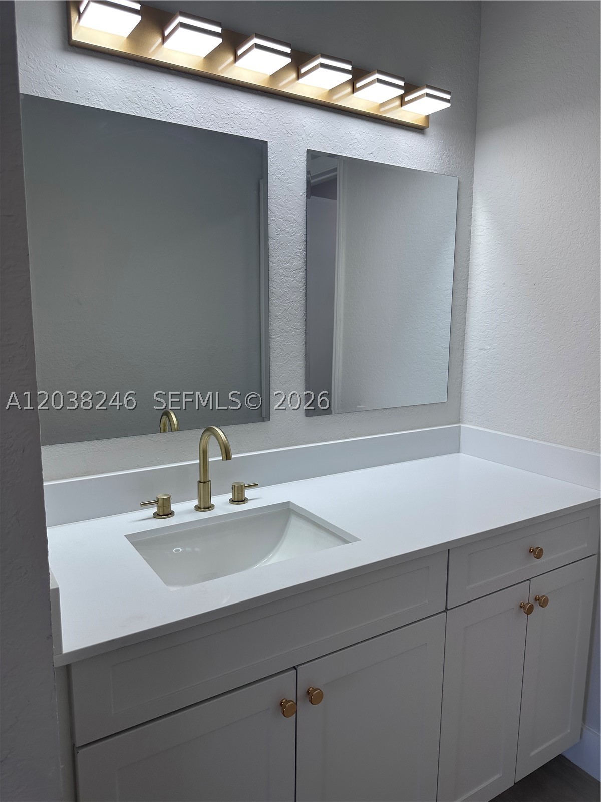 MAJESTIC ESTATES 2ND ADDN - Residential