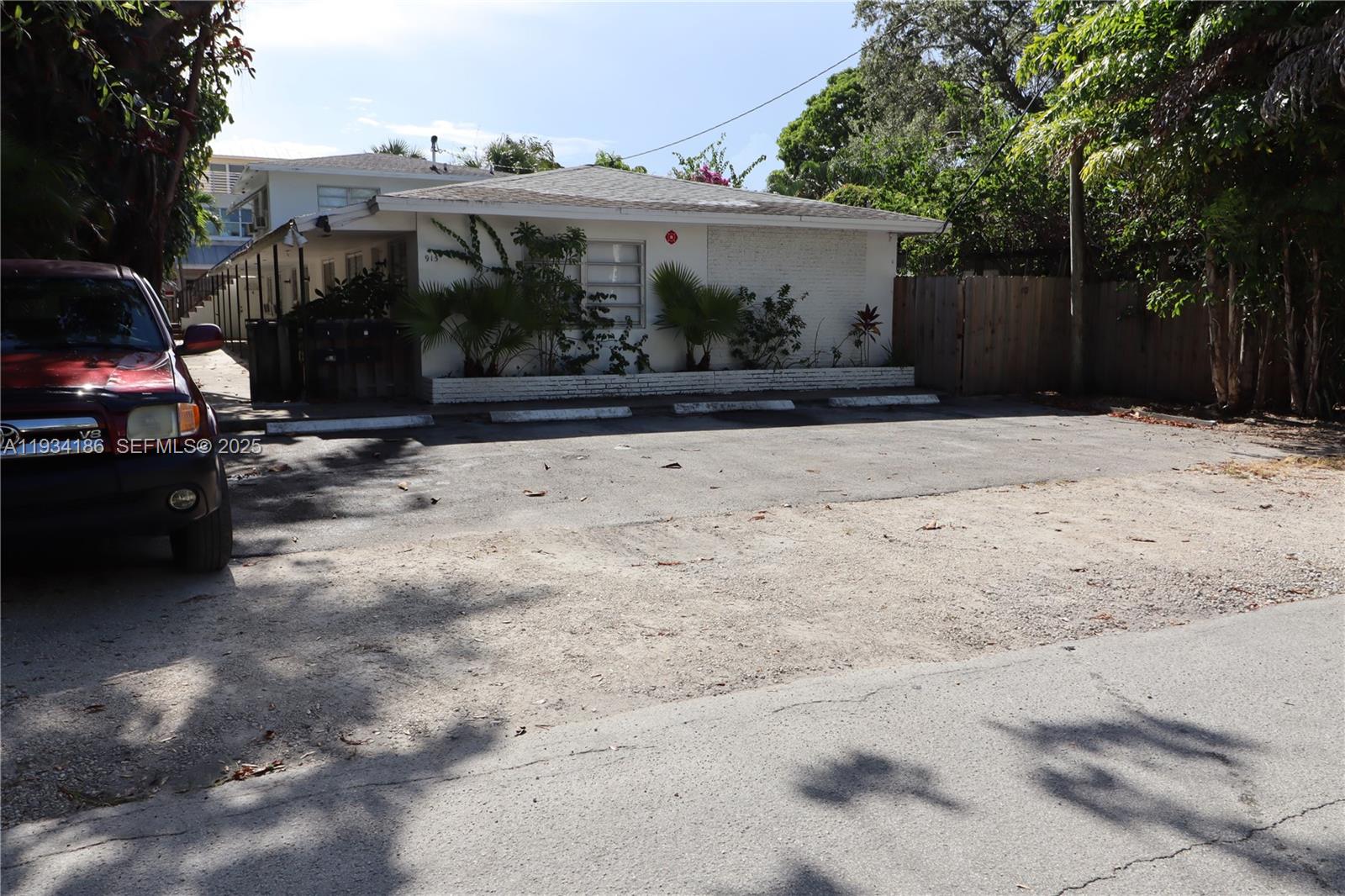 PROGRESSO - Residential Lease