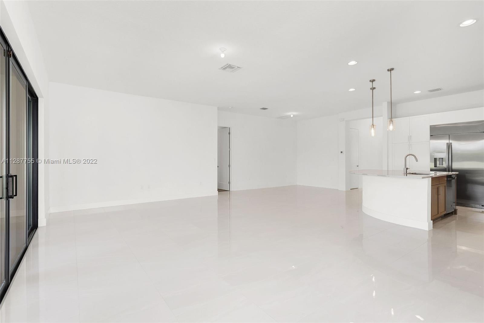 BRIDGES MIZNER PUD BRIDGES - Residential Lease