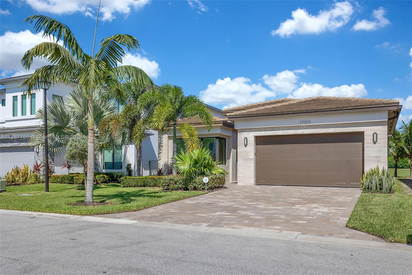 BRIDGES MIZNER PUD BRIDGES - Residential Lease