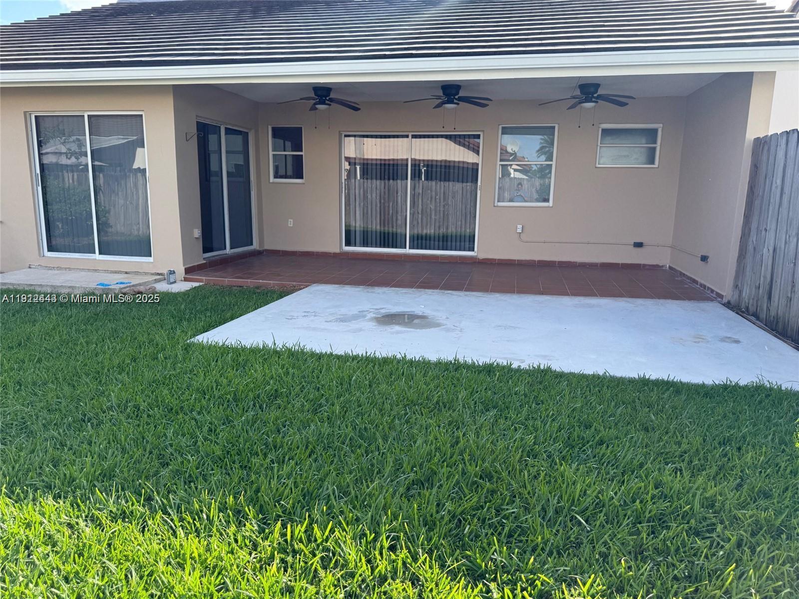 VENEZIA HOMES ESTATES - Residential Lease