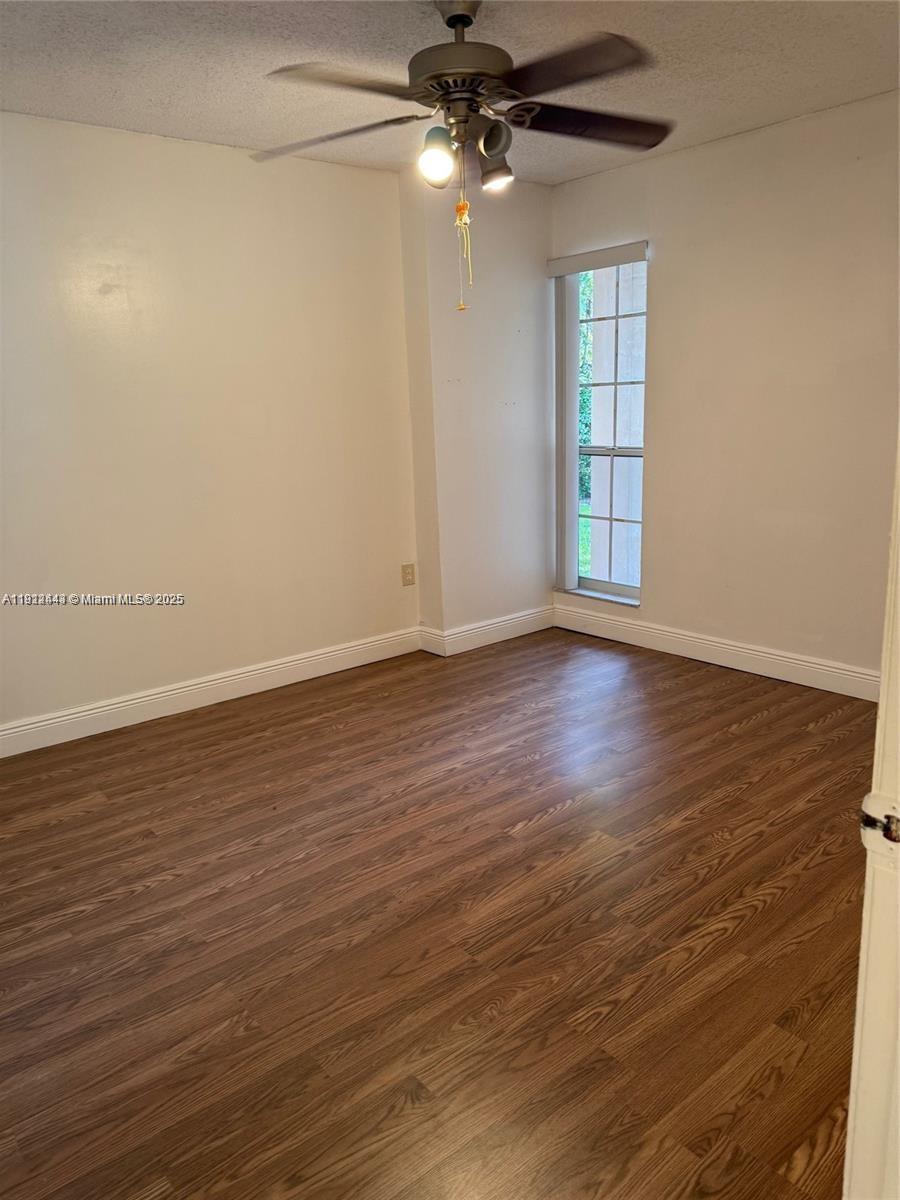 VENEZIA HOMES ESTATES - Residential Lease