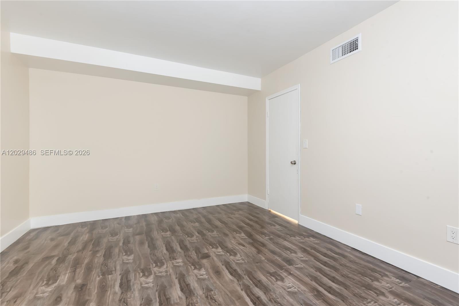 LE JEUNE HOUSE CONDO - Residential Lease
