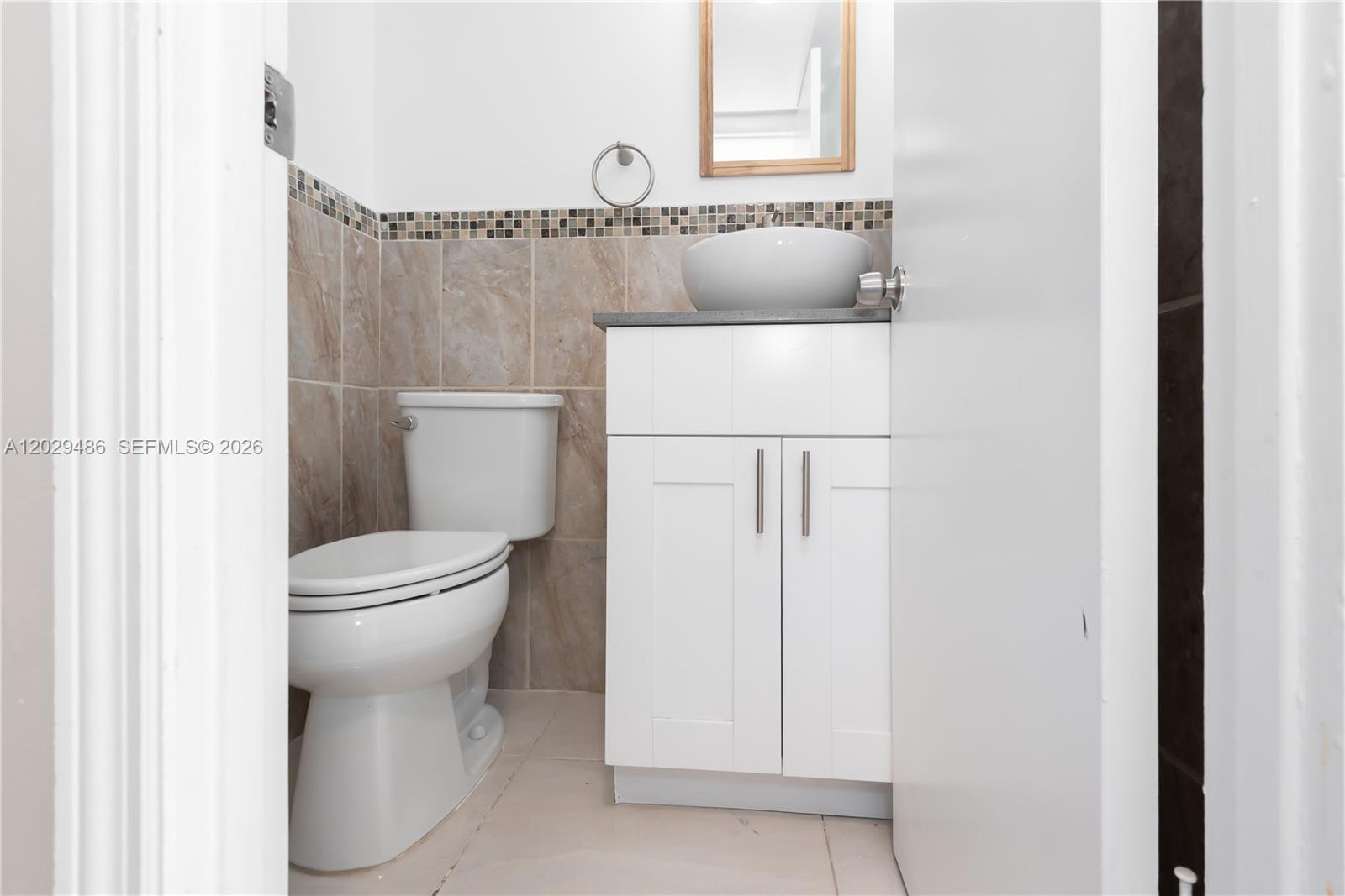 LE JEUNE HOUSE CONDO - Residential Lease