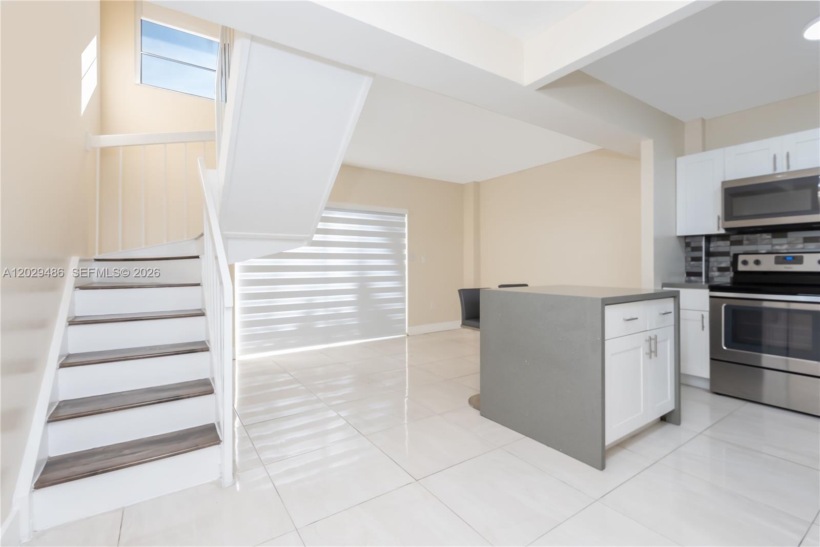LE JEUNE HOUSE CONDO - Residential Lease