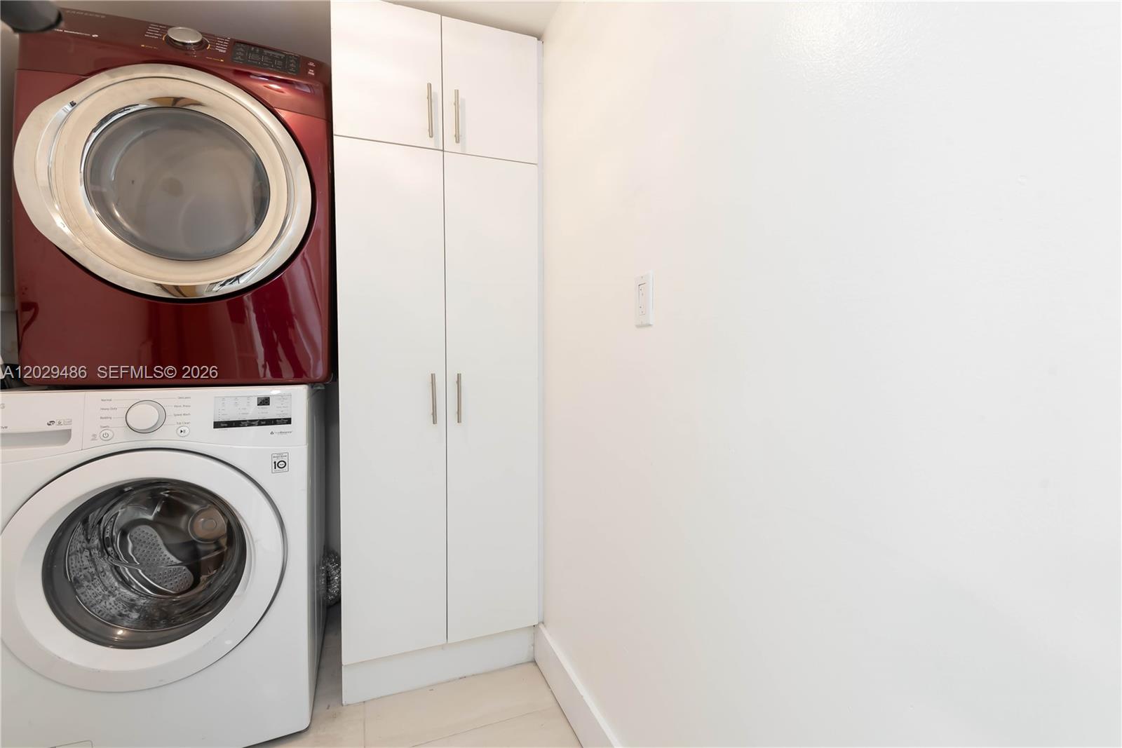 LE JEUNE HOUSE CONDO - Residential Lease