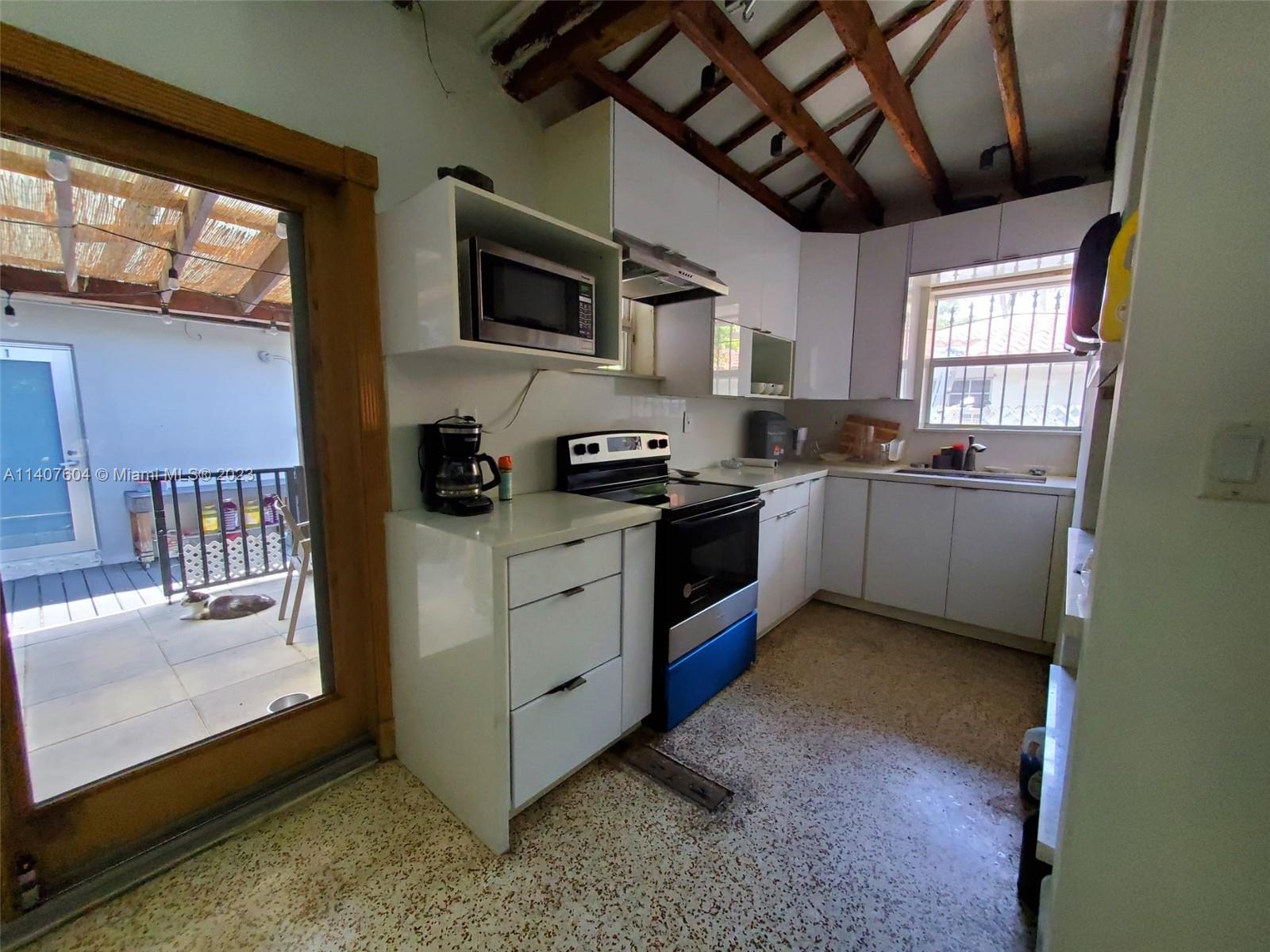 BAYWOOD - Residential Lease