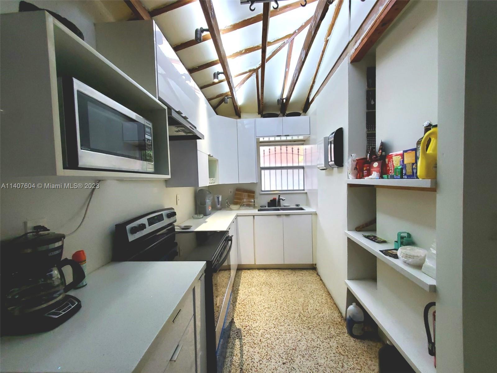 BAYWOOD - Residential Lease