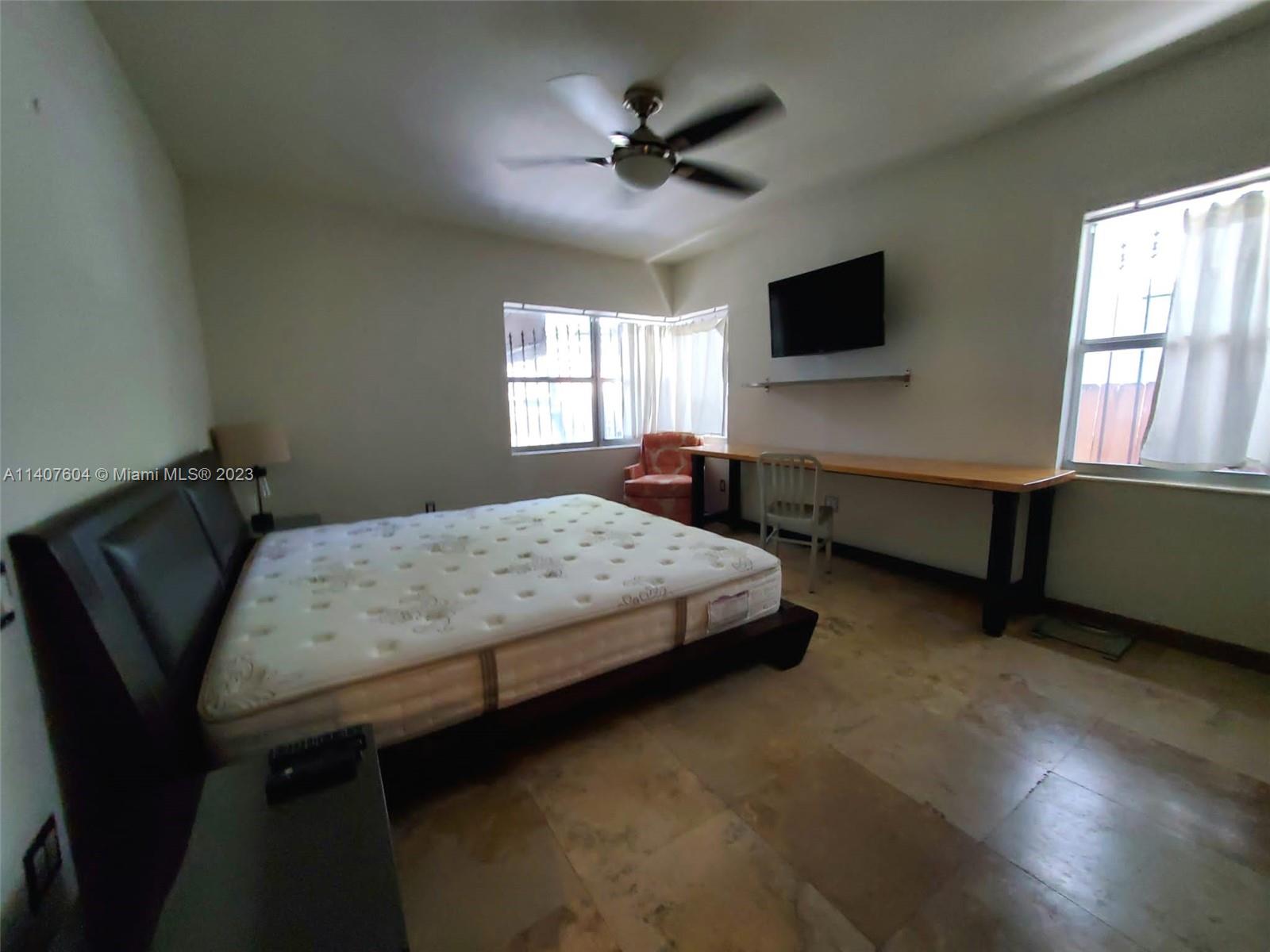 BAYWOOD - Residential Lease