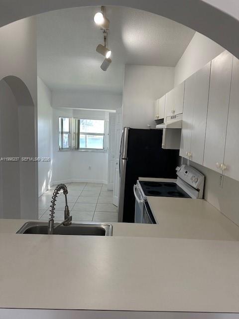 VENETIA GARDENS CONDO - Residential