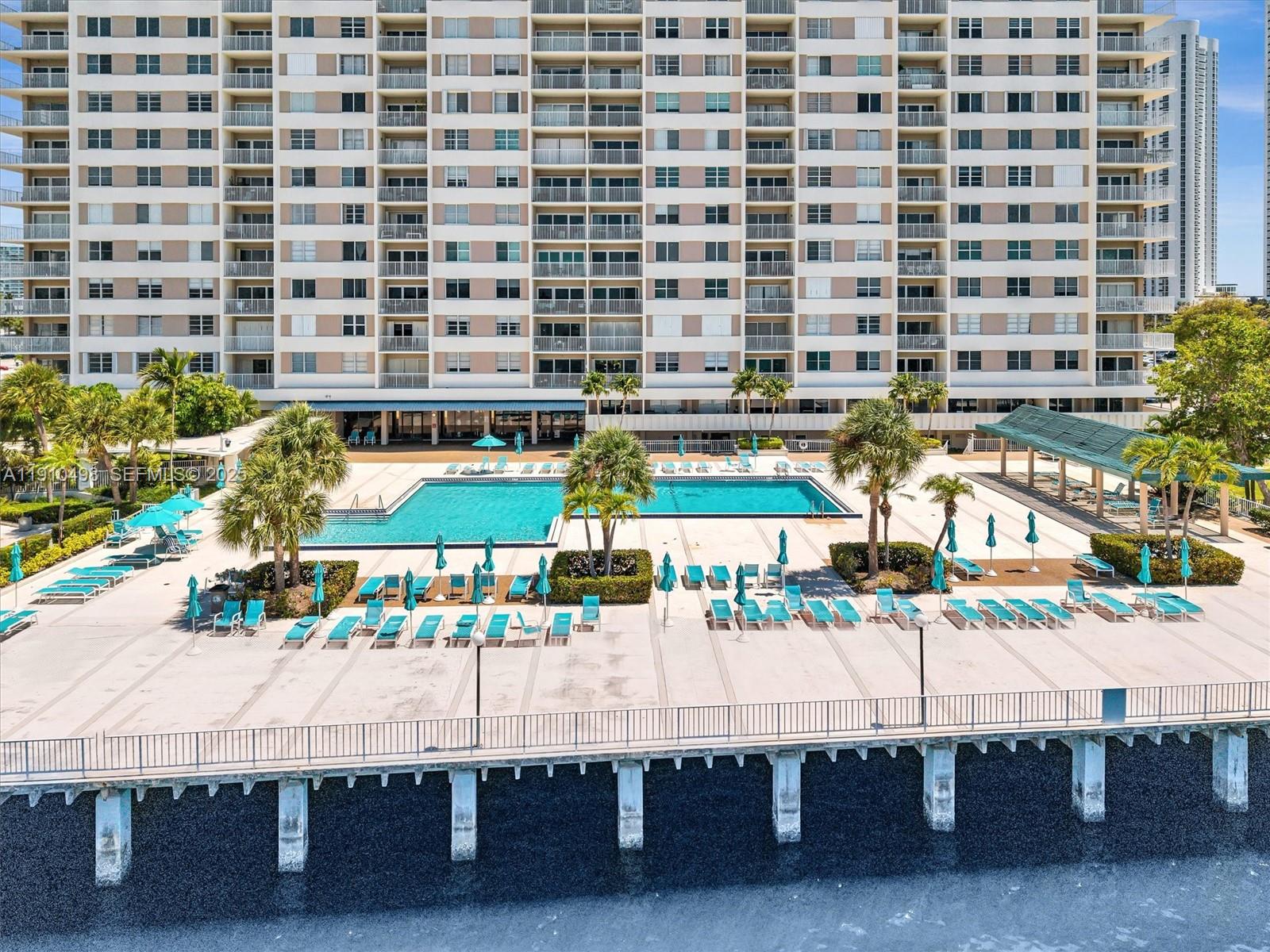 ARLEN HOUSE CONDO - Residential