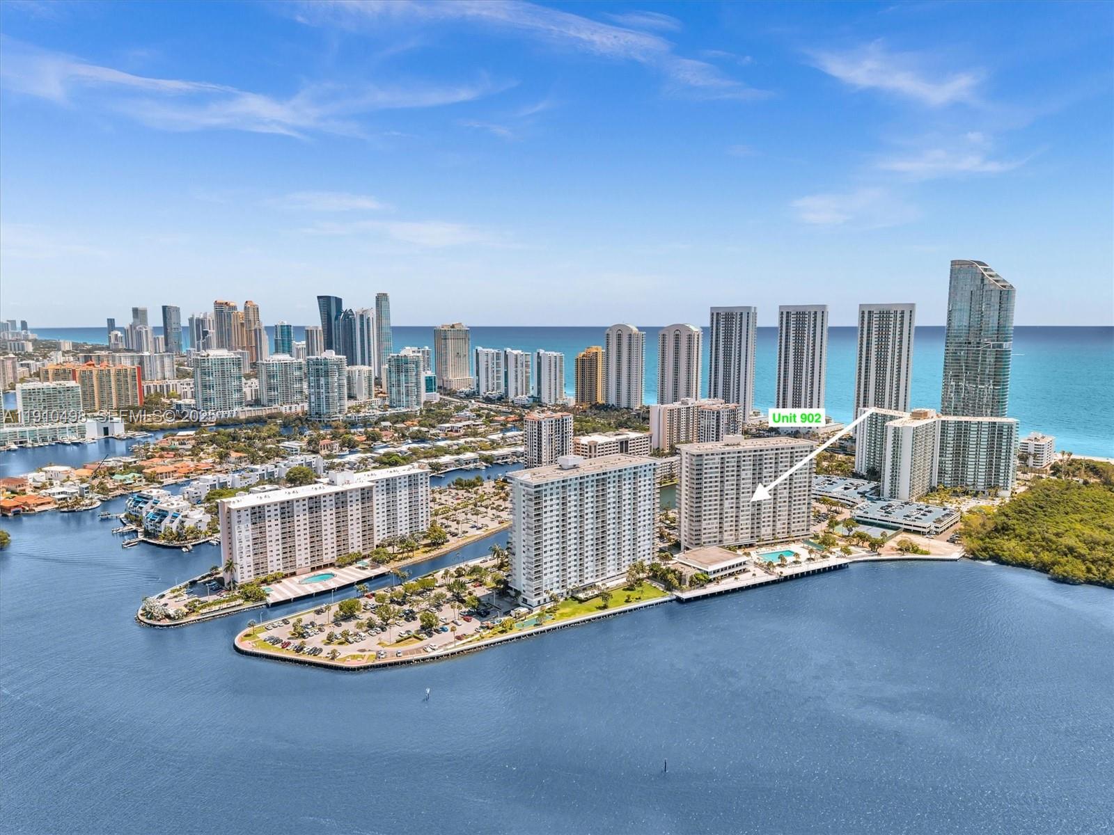 ARLEN HOUSE CONDO - Residential