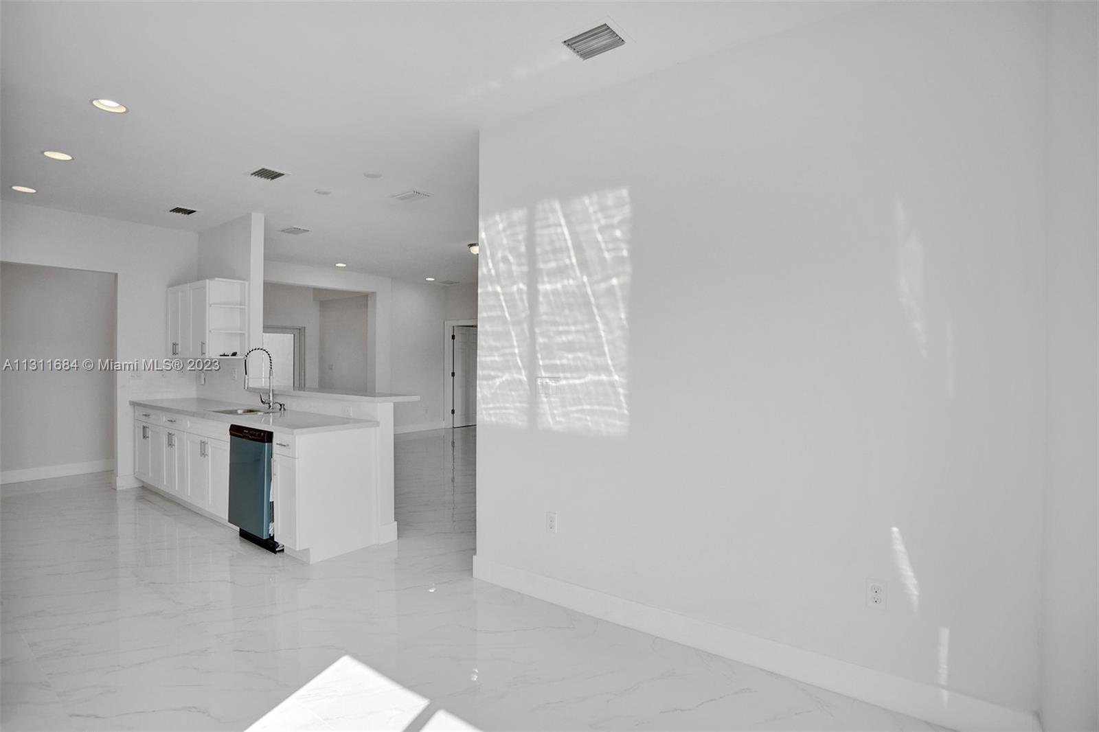 LINCOLN CITY SEC A - Residential