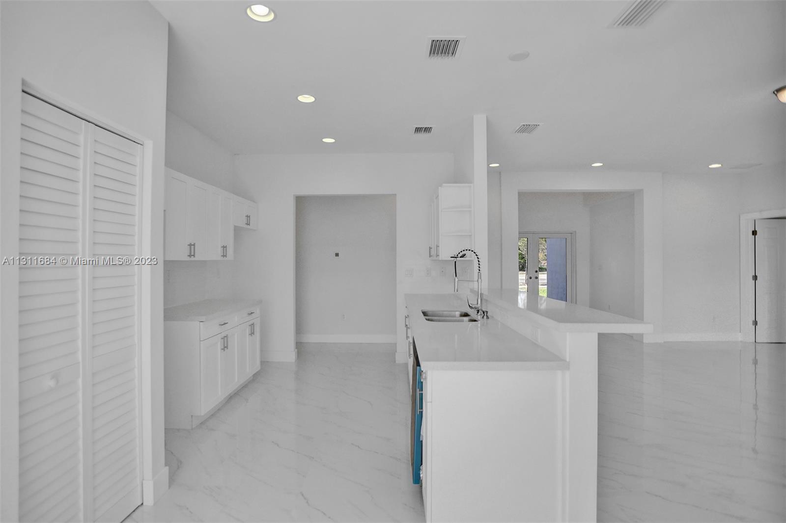 LINCOLN CITY SEC A - Residential