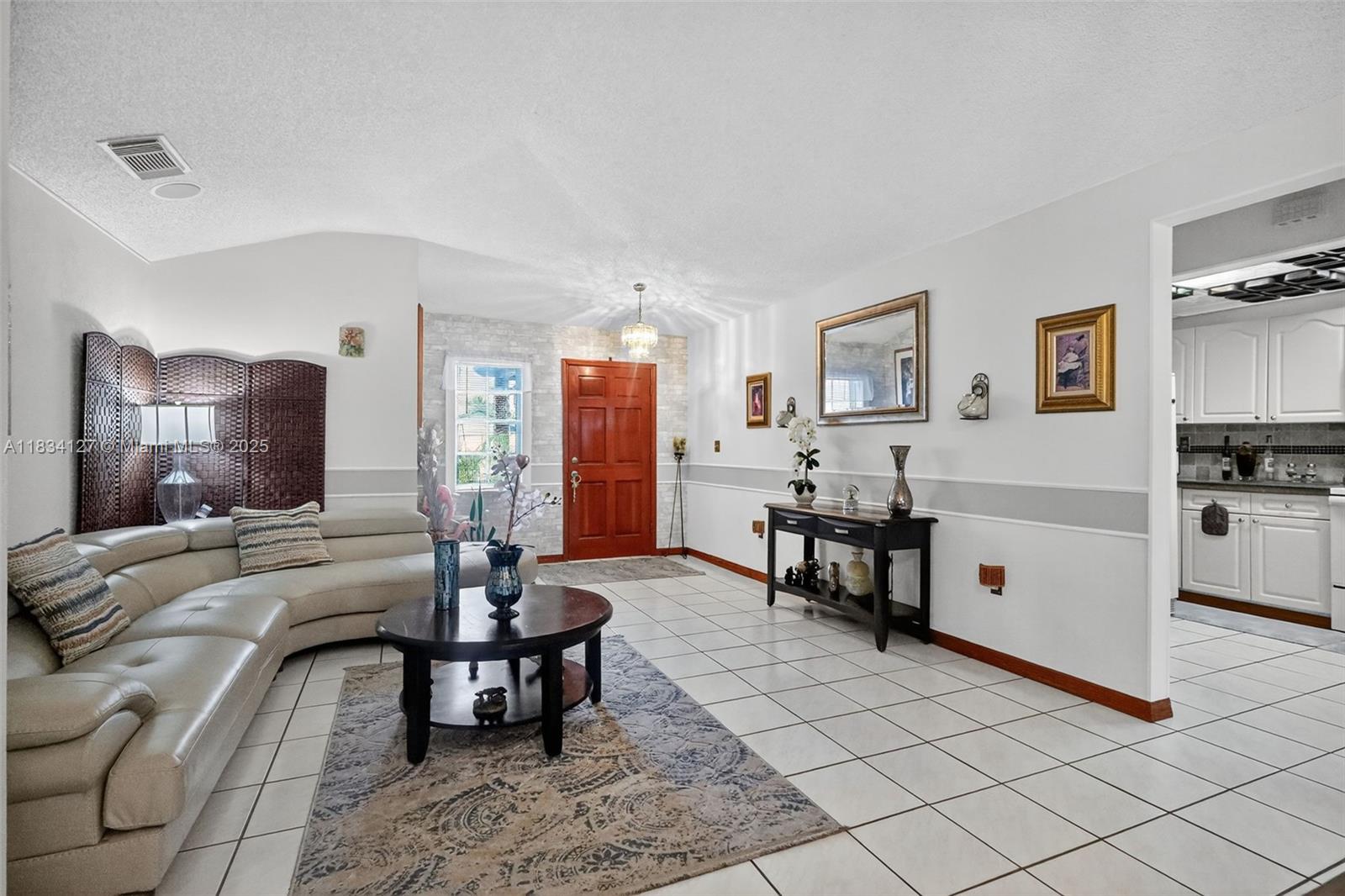 AMERICAN HOMES 1ST ADDN - Residential