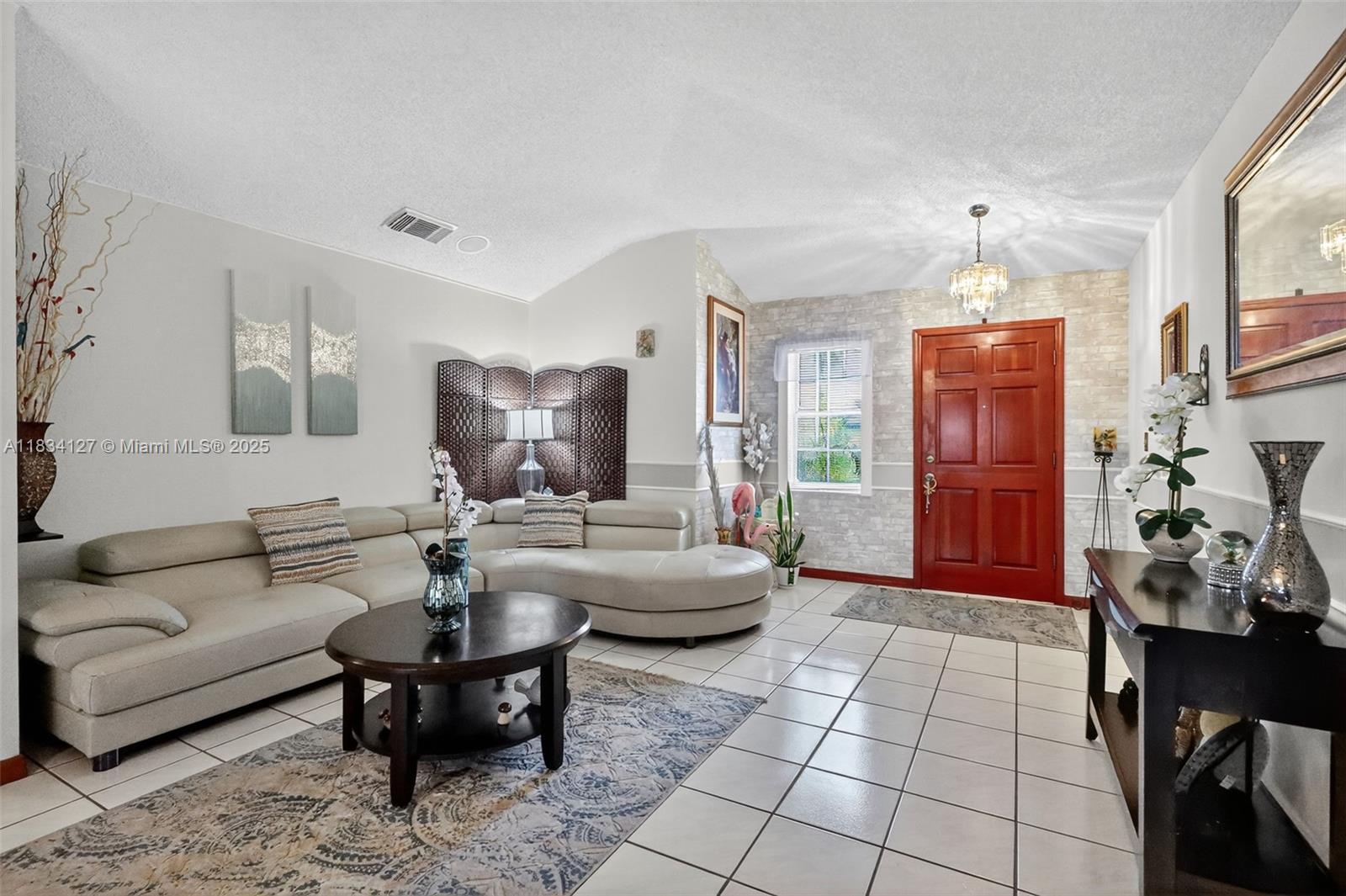 AMERICAN HOMES 1ST ADDN - Residential