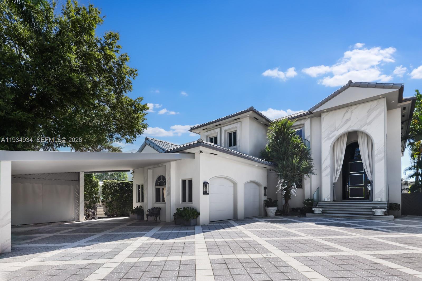 HIBISCUS ISLAND - Residential