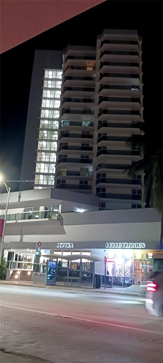 THE RIVIERA CONDO - Residential