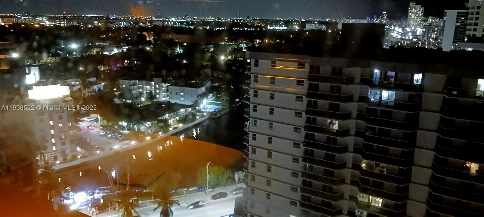 THE RIVIERA CONDO - Residential