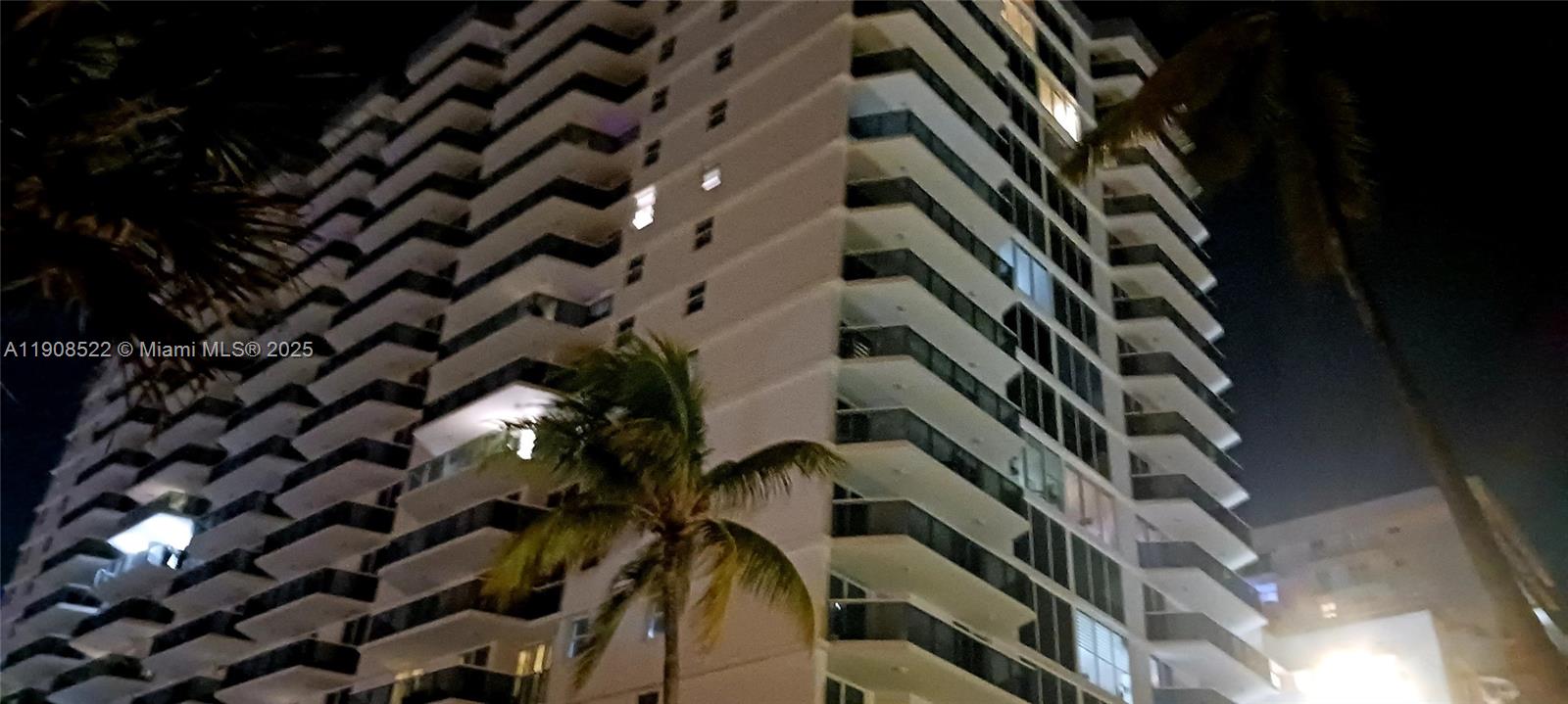 THE RIVIERA CONDO - Residential