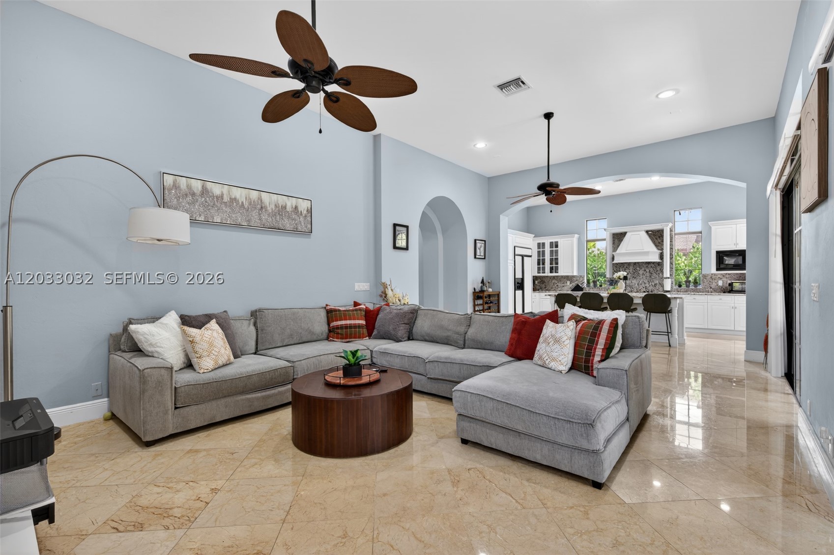 PARKLAND GOLF AND COUNTRY - Residential