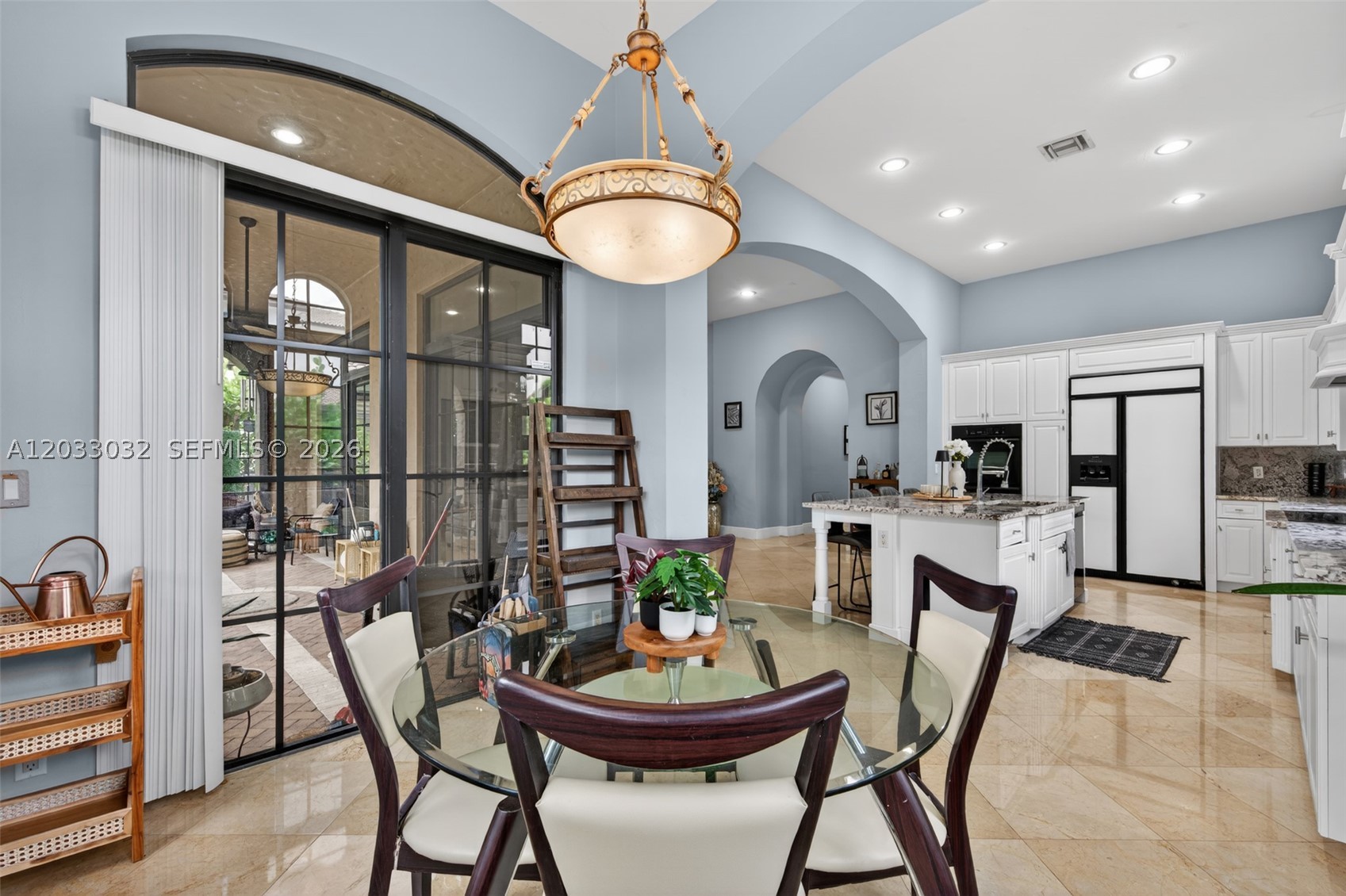 PARKLAND GOLF AND COUNTRY - Residential