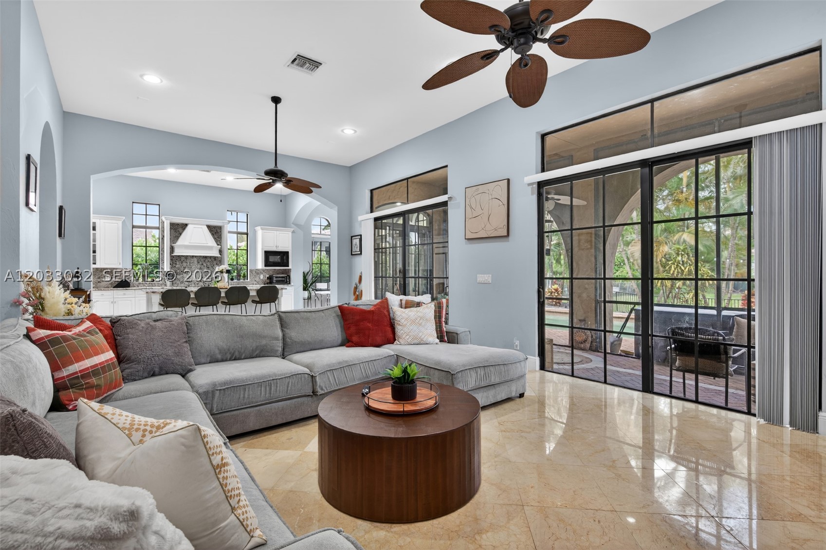 PARKLAND GOLF AND COUNTRY - Residential