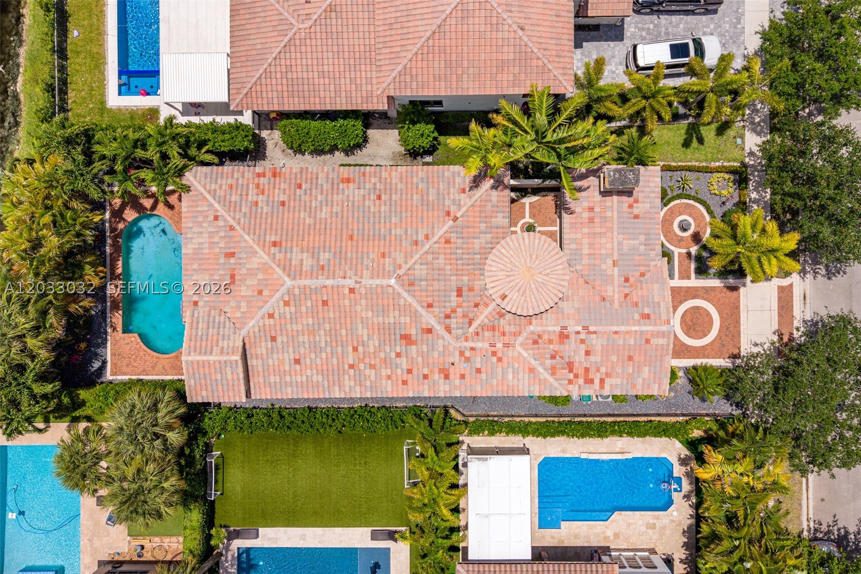 PARKLAND GOLF AND COUNTRY - Residential