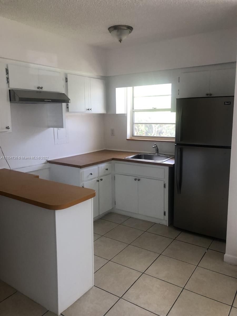 HERITAGE OF SANS SOUCI - Residential Lease