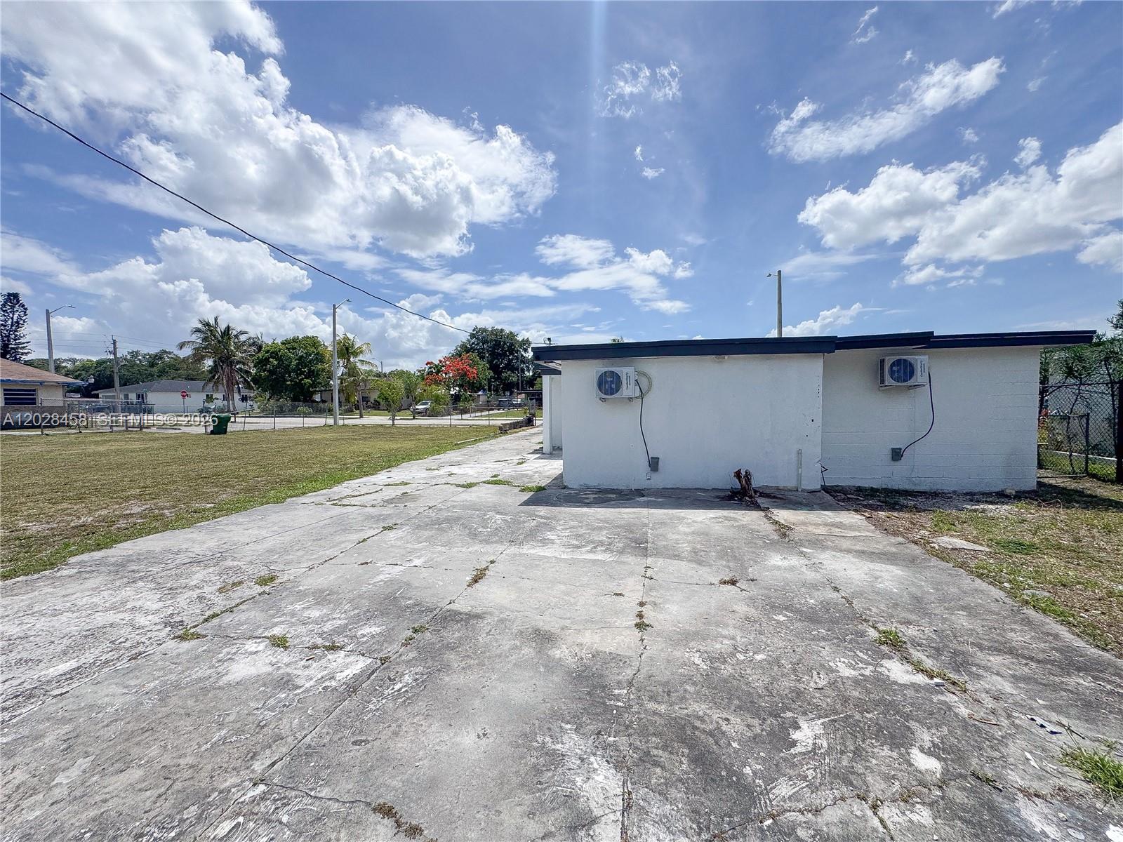 BROWARD PARK - Residential