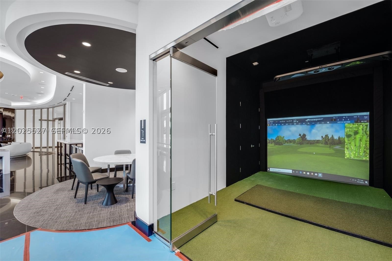 PARAMOUNT MIAMI WORLDCENT - Residential Lease