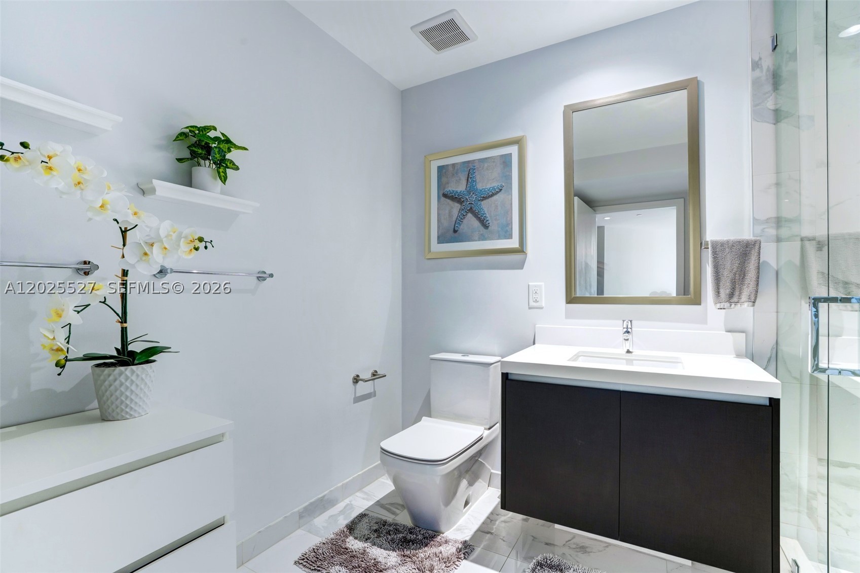 PARAMOUNT MIAMI WORLDCENT - Residential Lease