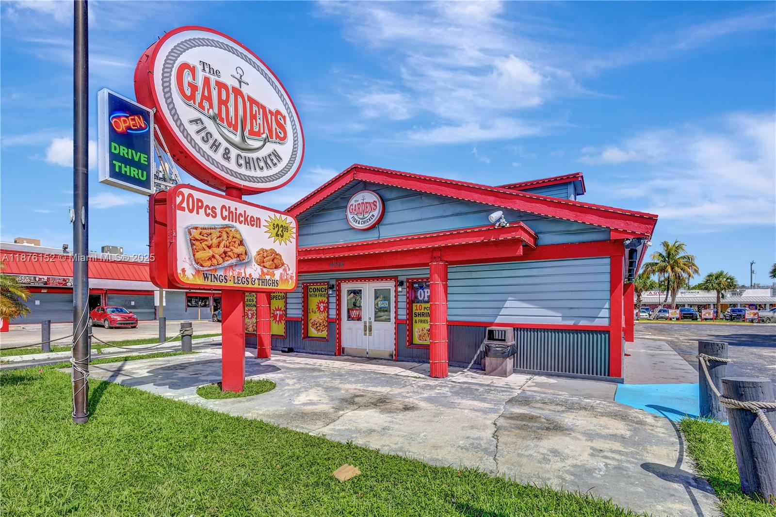 EXCITING BUSINESS & PROPERTY OPPORTUNITY!!
Don't miss this incredible opportunity to acquire a thriving restaurant with drive-thru, now available for sale. Both the property and business are included in the offering, with the flexibility to purchase either individually or together.
This is well-established, turnkey operation with a healthy revenue. Currently operated by staff and absentee owner. This business offers strong potential for growth.