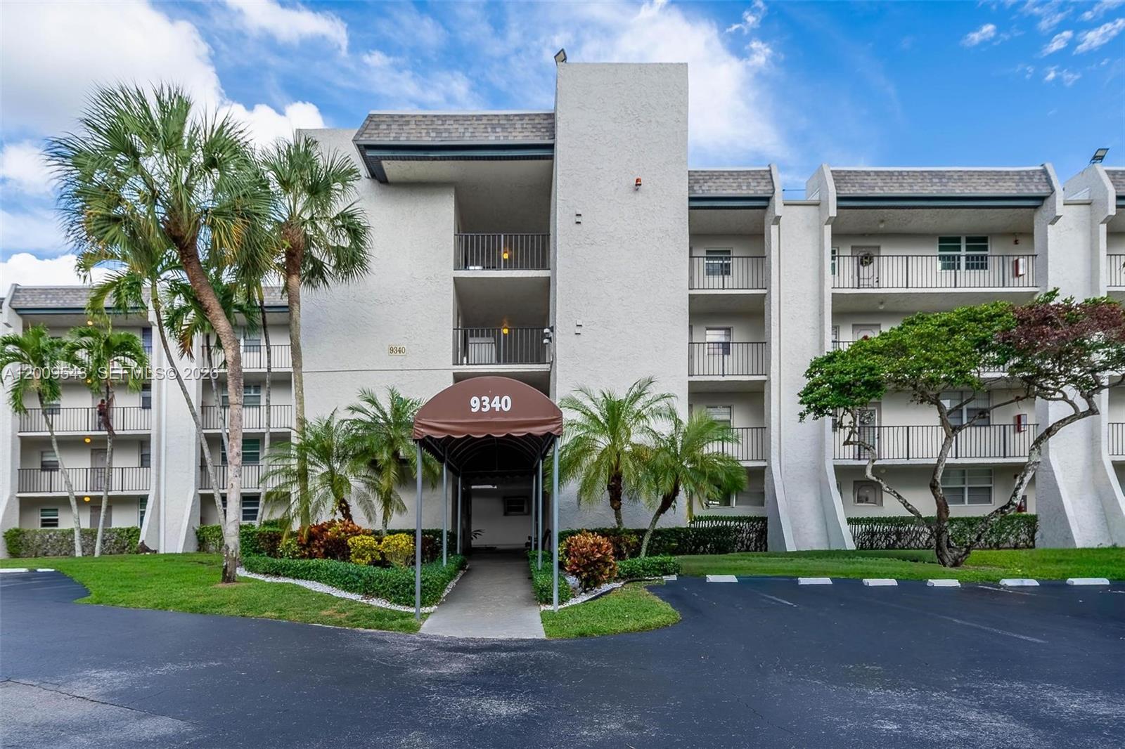 POINCIANA 12A PINE ISLAND - Residential
