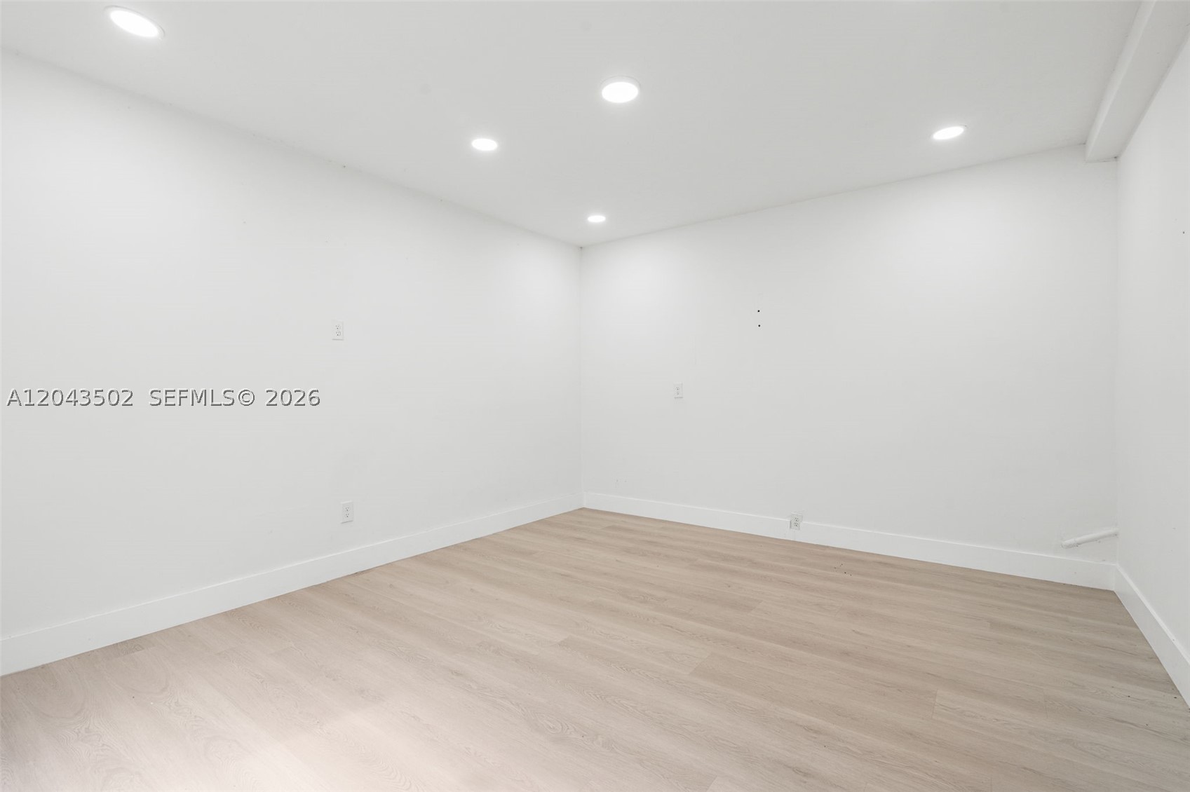 Middle River Terrace - Residential