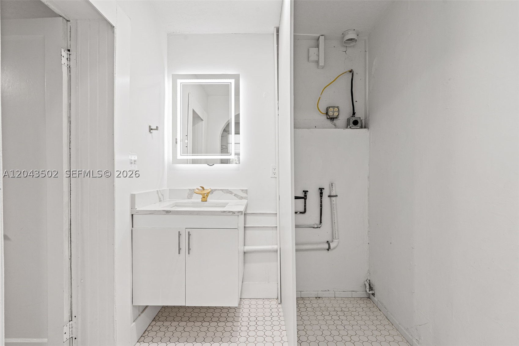 Middle River Terrace - Residential