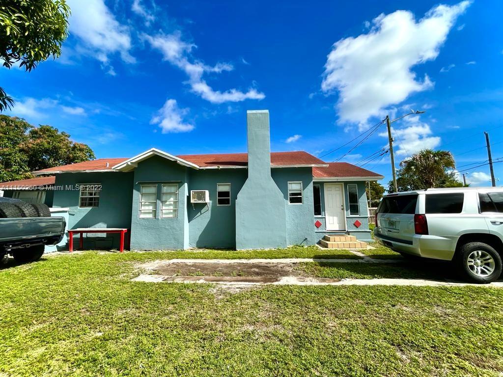 Fantastic Investment property or ideal for first time home buyer. Updated Kitchen, and spacious layout. Opportunity zone with great potential. Property has over 1,300 sq. ft of living area and 8,400 sq. ft lot. Large back and side yard with mango tree.  Centrally located by major highways, shopping, and dining. Tenant occupied on month to month. ***Do Not Disturb Tenants***