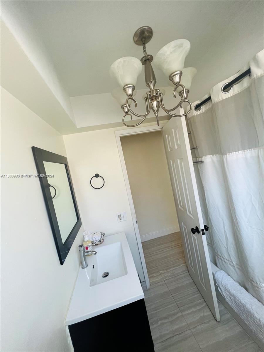 MIRAMAR ISLES SEC 2 - Residential Lease