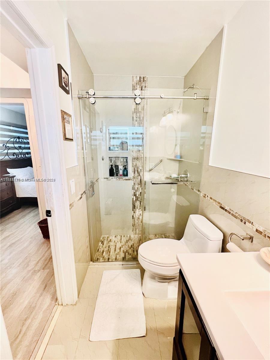 MIRAMAR ISLES SEC 2 - Residential Lease