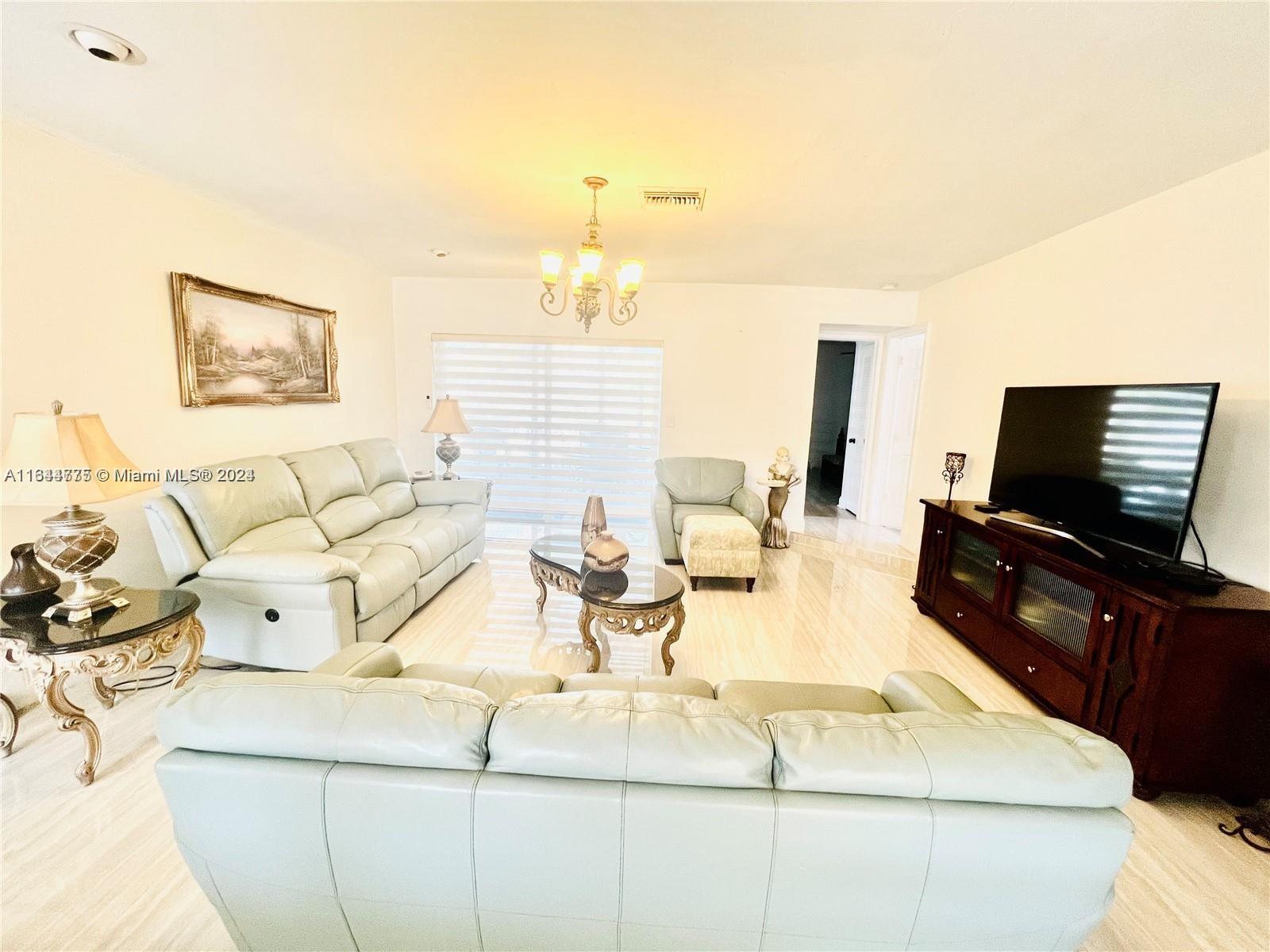 MIRAMAR ISLES SEC 2 - Residential Lease